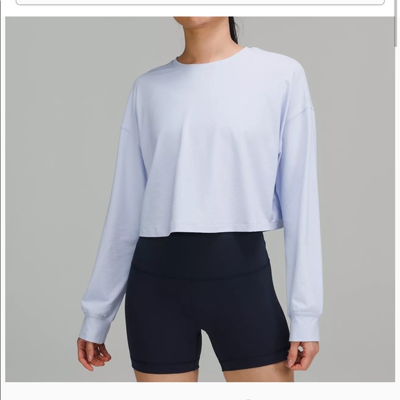 Lululemon long sleeve crop in pastel blue. Size 6. - Picture 3 of 3